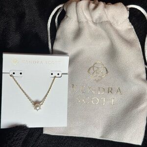 Kendra Scott Gold Ashton Pearl Pendant